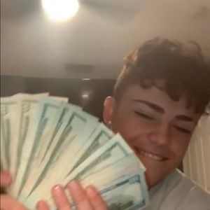 Meet your Posher, James